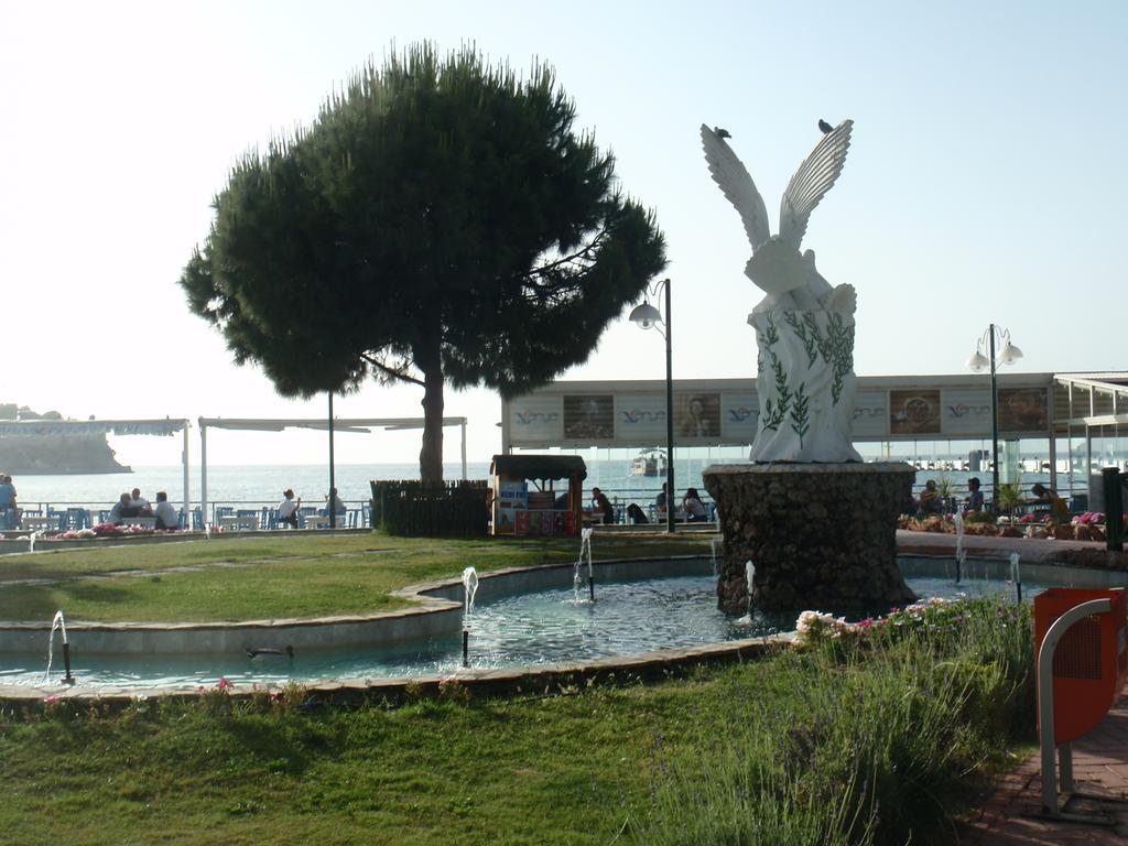 Liman Hotel Kusadasi Luaran gambar