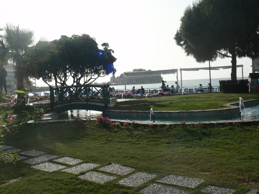 Liman Hotel Kusadasi Luaran gambar