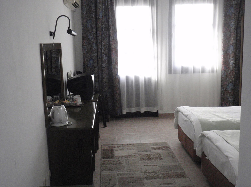 Liman Hotel Kusadasi Luaran gambar