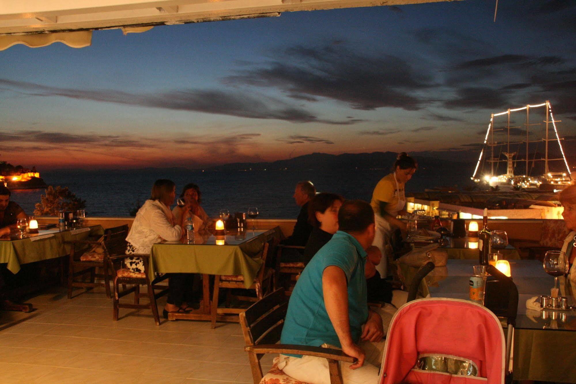 Liman Hotel Kusadasi Luaran gambar